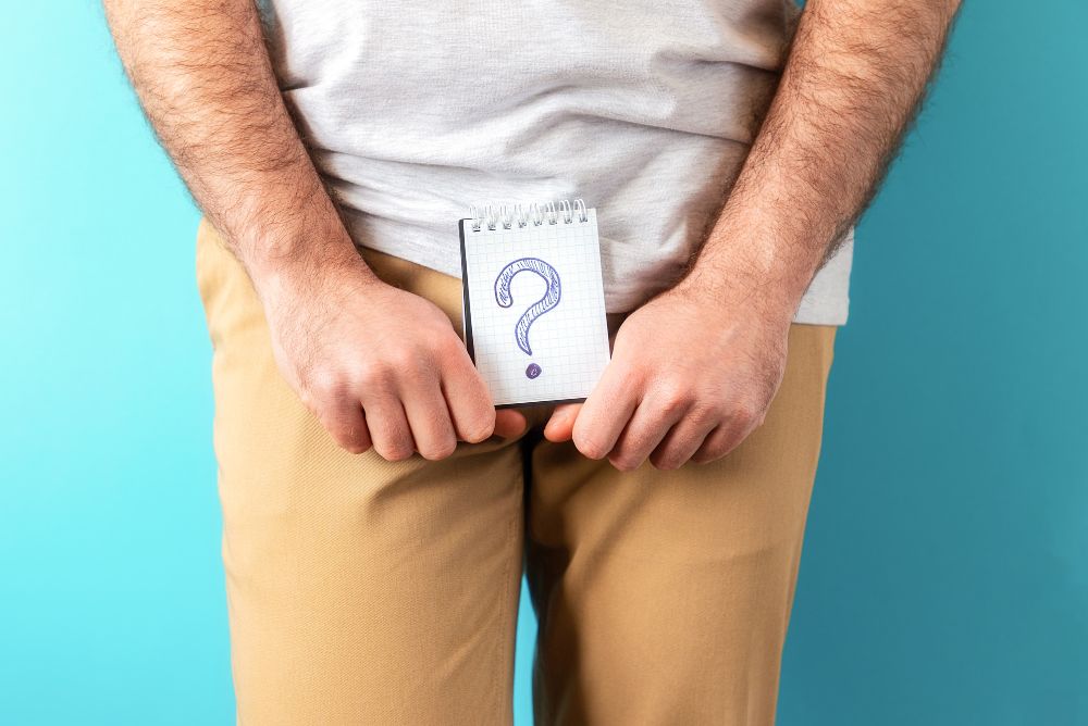 does masturbation affect male fertility There's a lot of misinformation online about masturbation and fertility,  but here's the truth from a medical point of view. Masturbation does not  lower sperm count permanently, does not harm fertility, and main image 0